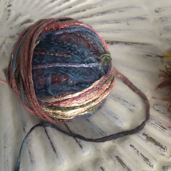 Mixed bundle of Multi-Colored Yarn for Knitting, Crocheting, Crafts, Arts - Picture 11 of 13